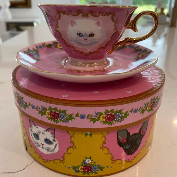 Poppy Angeloff Other - “The one with the adorable cat 🐈 teacup”